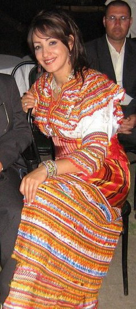 Kabyle robe traditionnelle