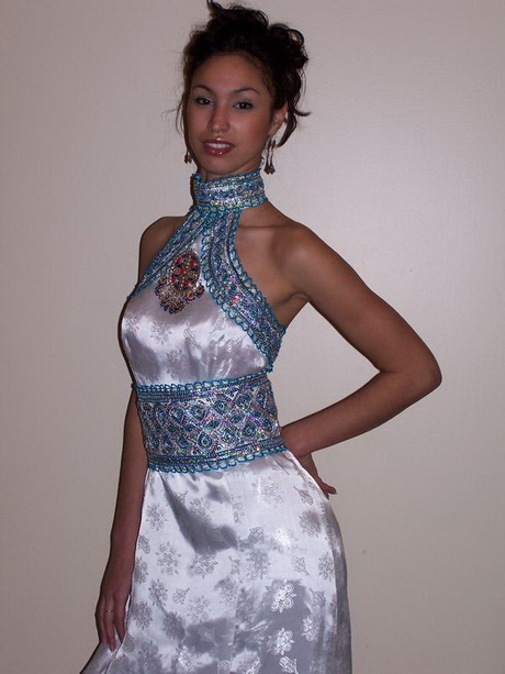Model robe kabyle