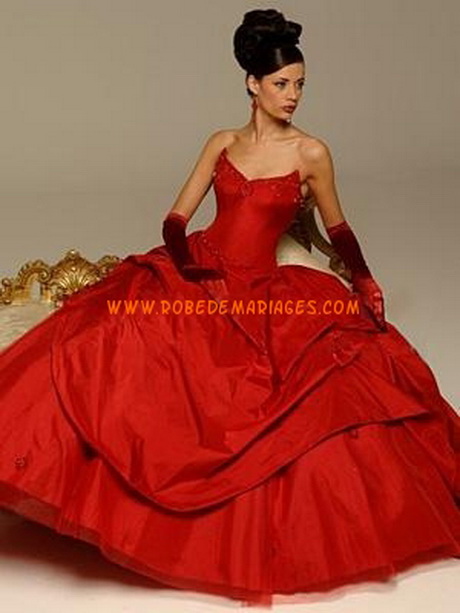 Robe de marié rouge