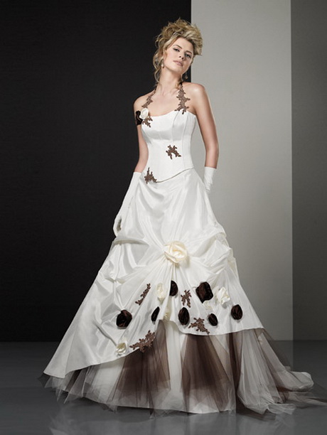Robe de mariée chocolat et ivoire