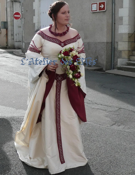 Robe de mariée médiévale