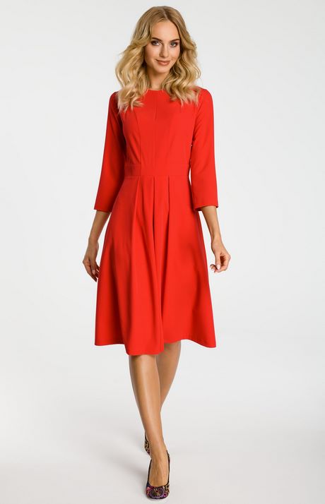 Robe rouge manche