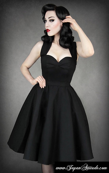 Robe noire pin up