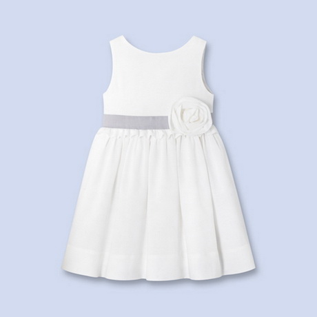 Robe blanche pour bebe