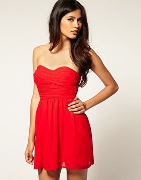 Robe rouge bustier
