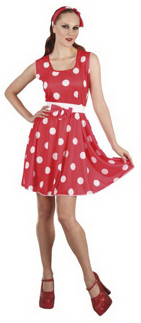 Robe rouge pois blancs