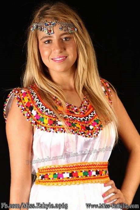 Belle robe kabyle 2017