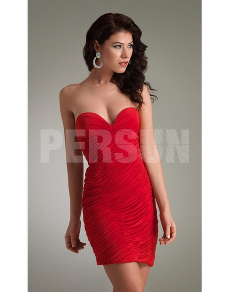Robe rouge cocktail courte
