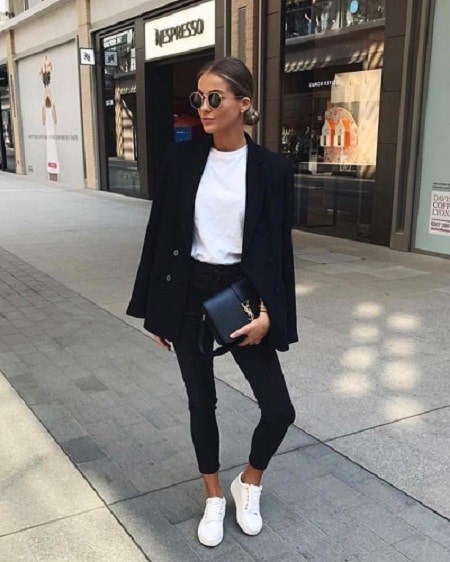 Tenue chic et classe femme