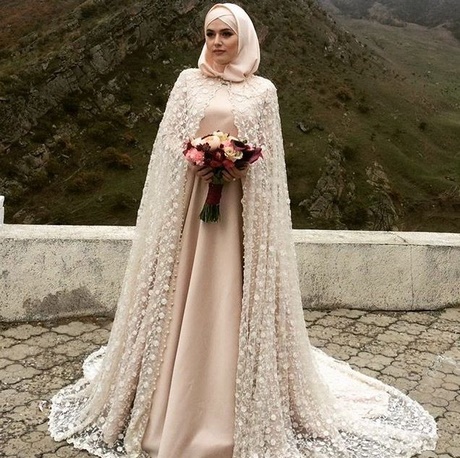 Robe de mariée voilée