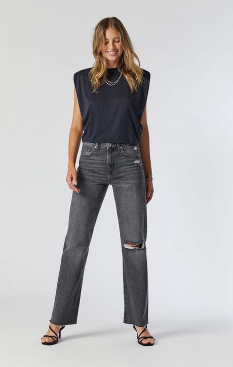 Mode jeans femme 2023