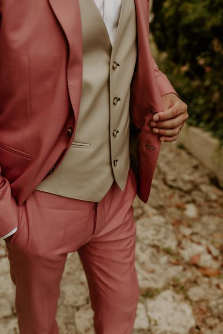 Costume mariage couleur